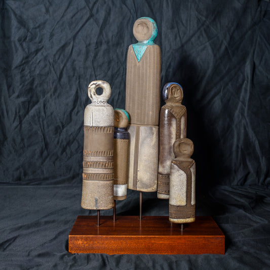 Aldo Londi BiTossi Ceramiche 1959 Talisimo Figures Group of Five on Wooden Base