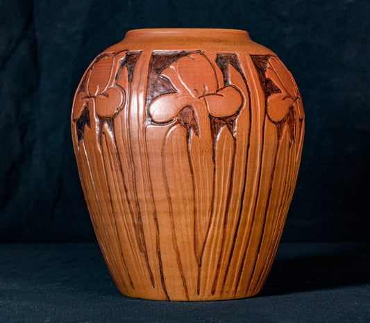 North Dakota School of Mines 1946 Vase with Inscribed Daffodils Design Artist Signed Goodman
