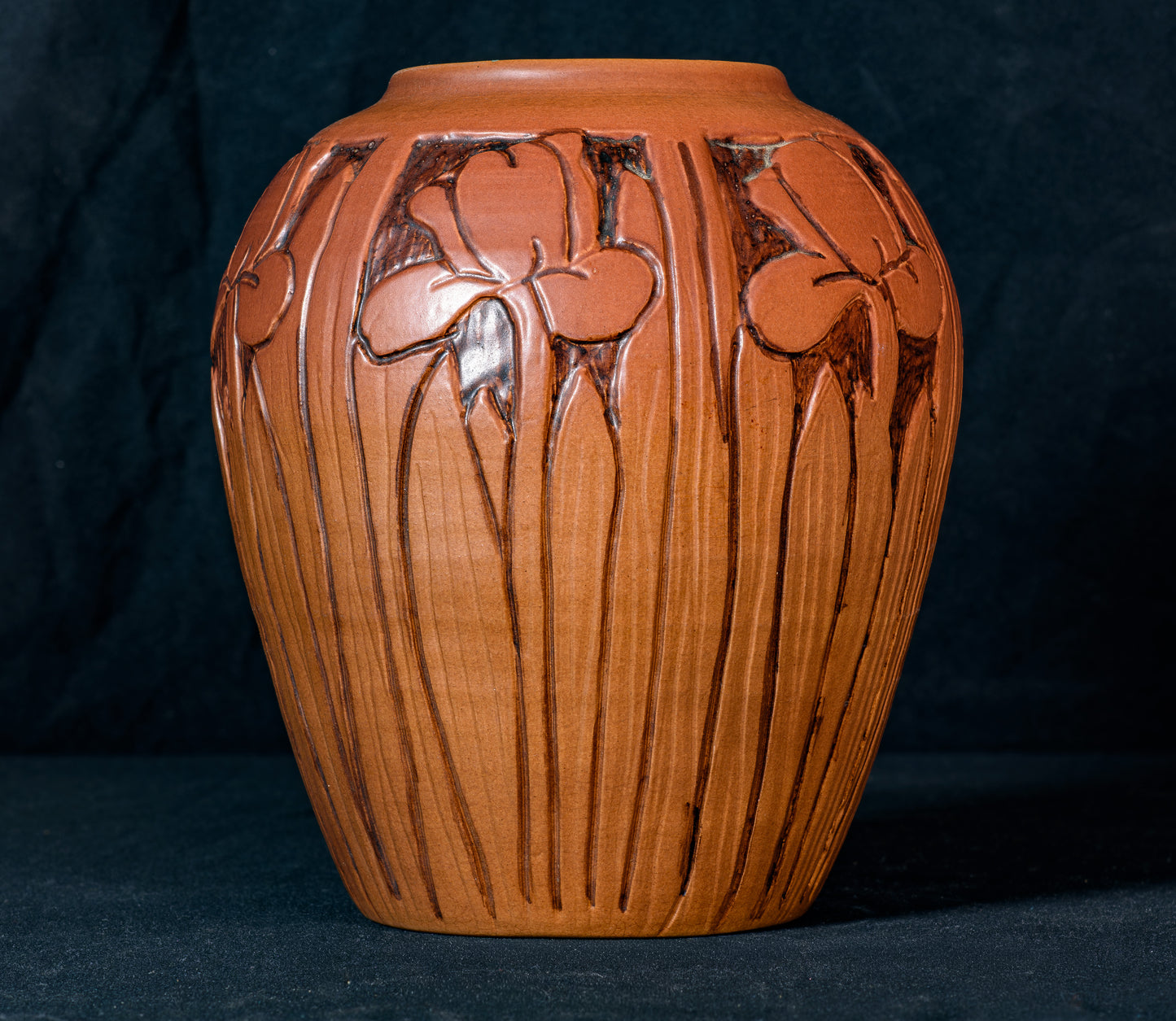North Dakota School of Mines 1946 Vase with Inscribed Daffodils Design Artist Signed Goodman